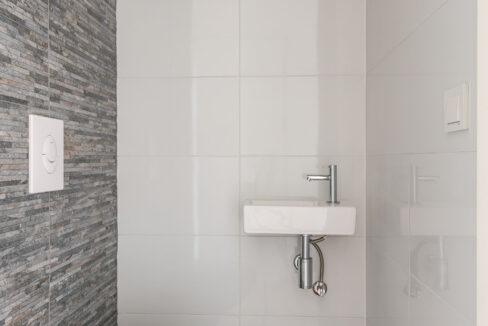 6021153_20190904_2021