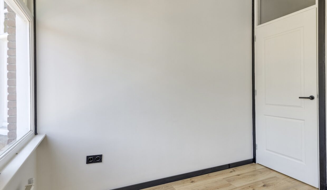 VanMusschenbroekstraat1792522amsGravenhage-32