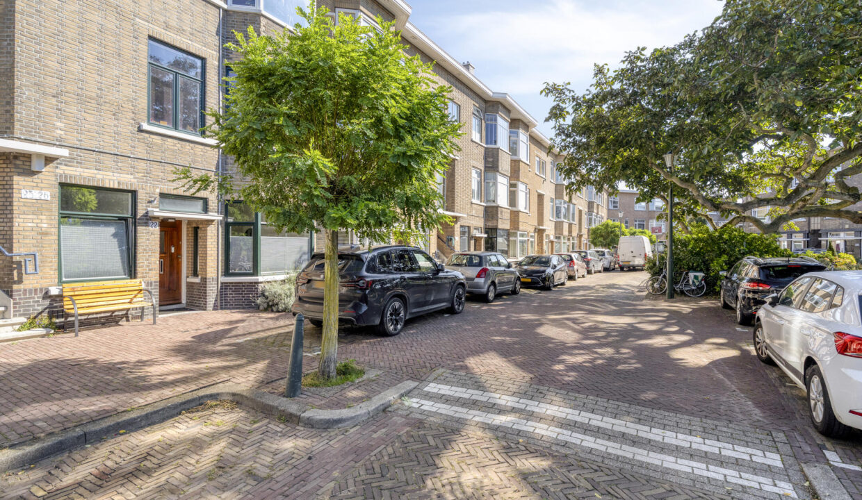 Notenplein192555zrsGravenhage-04
